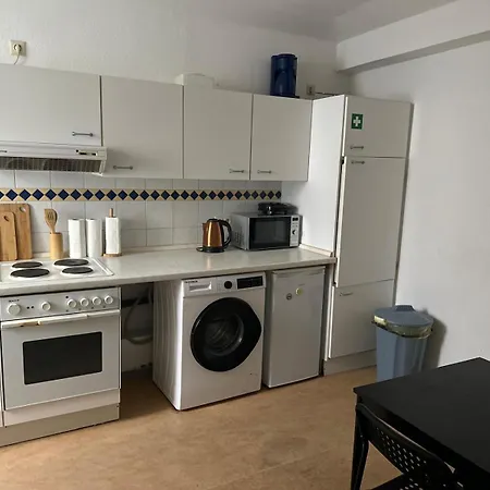 Monteurswohnung Am Bahnhof Mit Parkplatz Appartement *